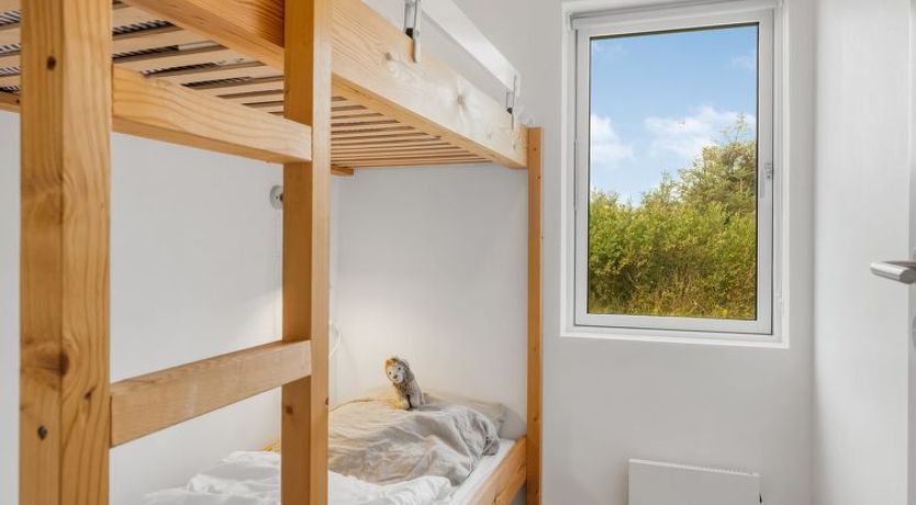 Photo of "Tekla" - 180m from the sea