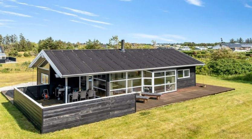 Photo of "Vaula" - 800m from the sea