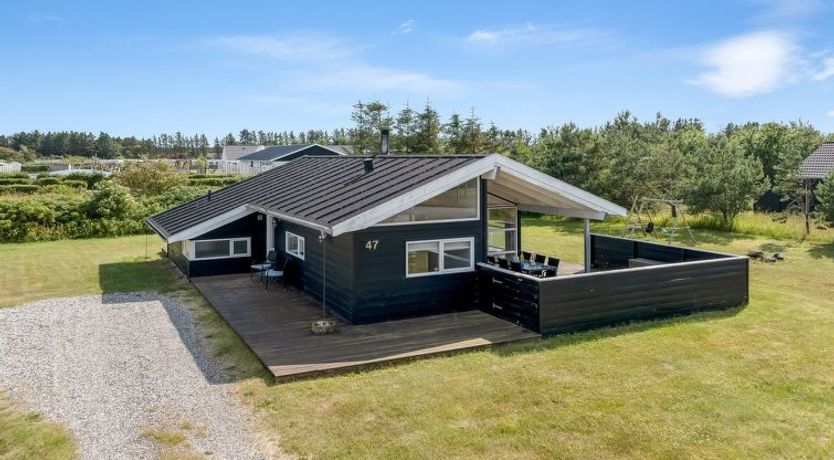 Photo of "Vaula" - 800m from the sea