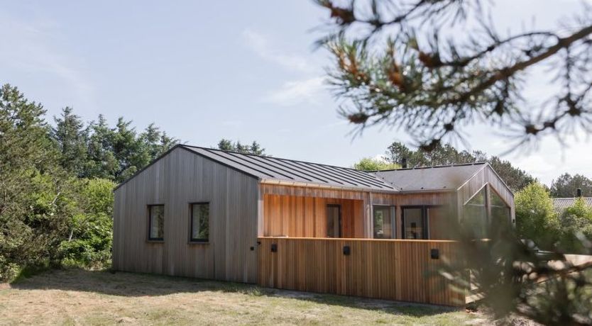 Photo of "Nico" - 600m from the sea