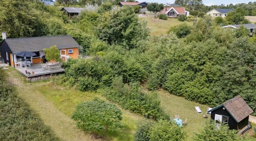 Photo of "Marjanne" - 800m from the sea