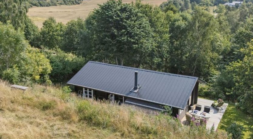 Photo of "Dorthie" - 1.7km from the sea