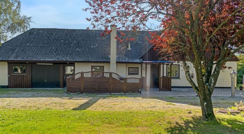 Photo of "Eiko" - 400m to the fjord