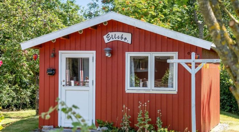 Photo of "Sallie" - 500m to the fjord