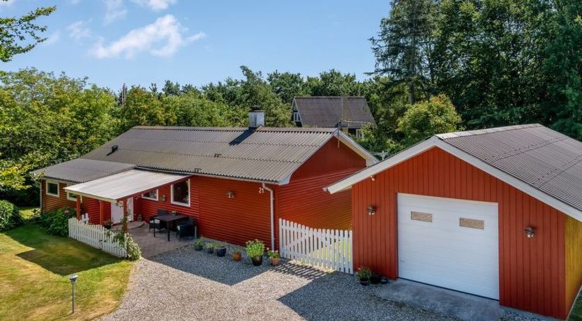 Photo of "Sallie" - 500m to the fjord