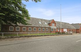 Photo of henrieke-10km-from-the-sea