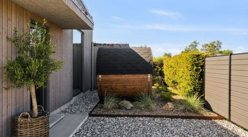 Photo of "Elvie" - 150m from the sea