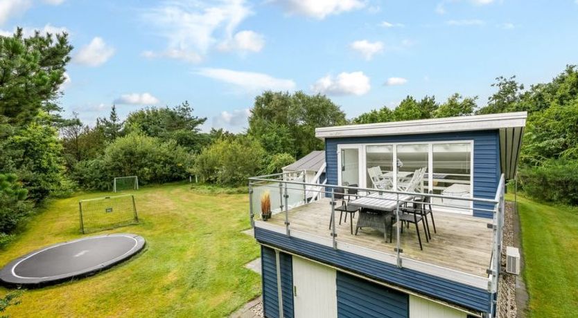 Photo of "Sami" - 600m to the fjord