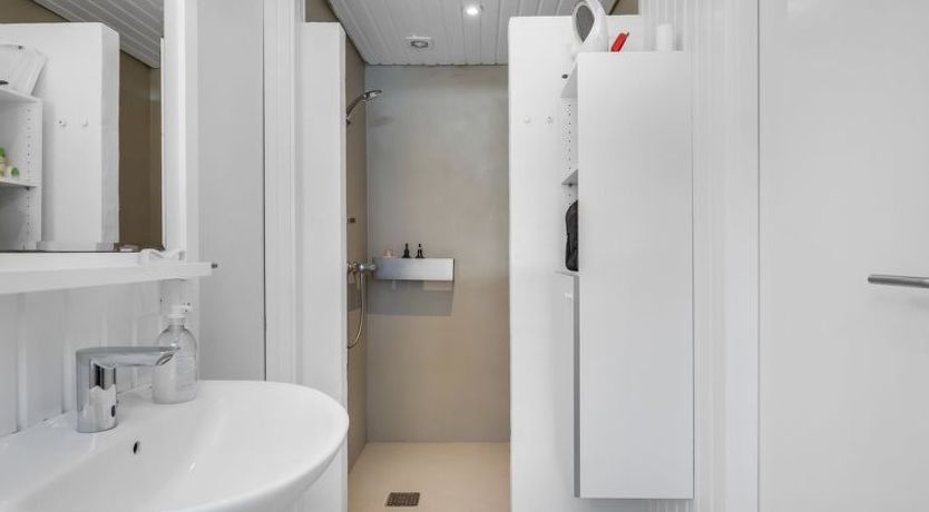 Photo of "Sinikka" - 900m from the sea