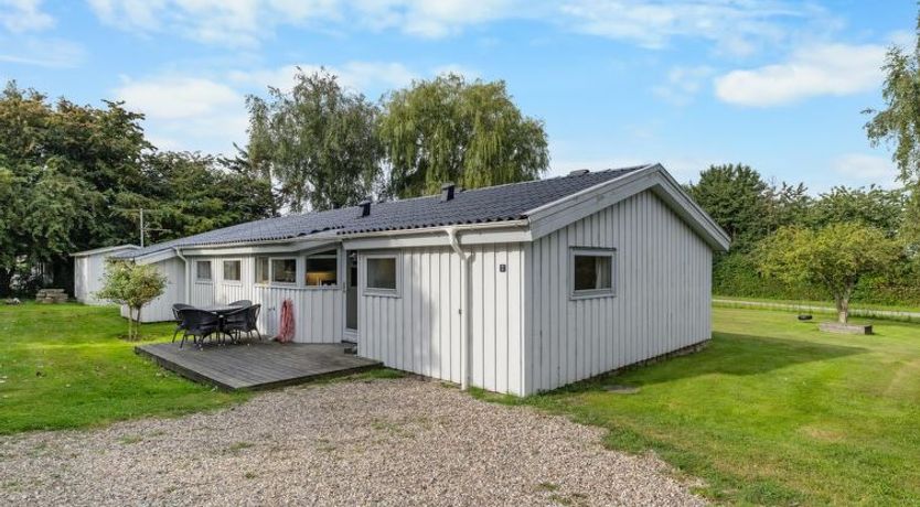 Photo of "Tanita" - 450m from the sea