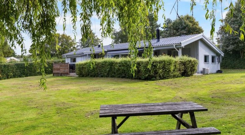 Photo of "Tanita" - 450m from the sea