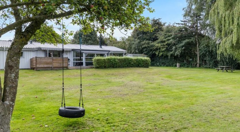 Photo of "Tanita" - 450m from the sea