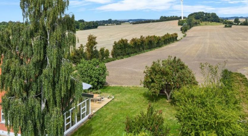 Photo of "Alisa" - 2.5km from the sea