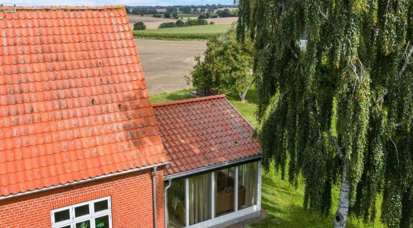 Photo of "Alisa" - 2.5km from the sea