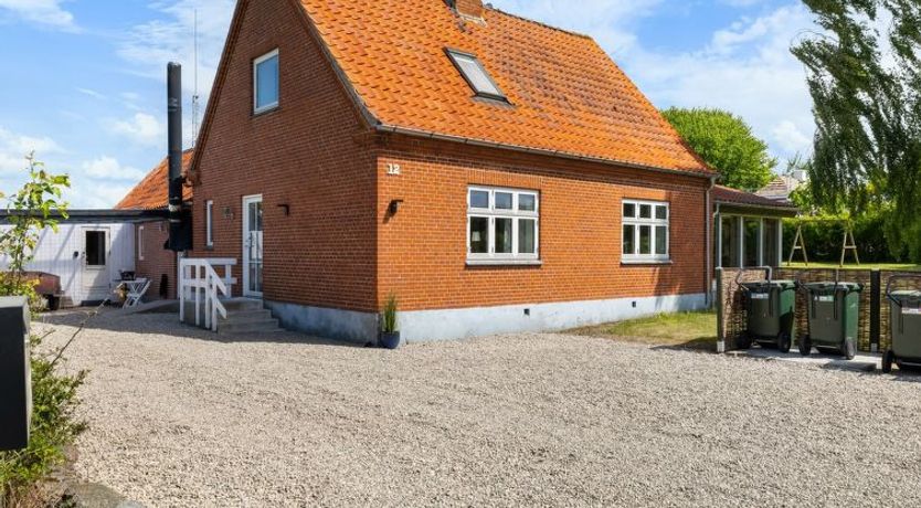 Photo of "Alisa" - 2.5km from the sea