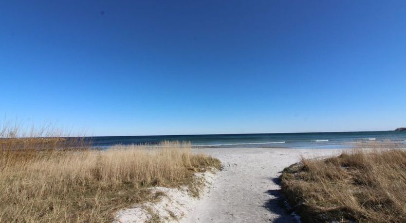 Photo of "Unker" - 800m from the sea