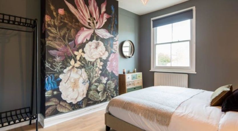 Photo of Lenna Gdns 2 Bed Apartment 3