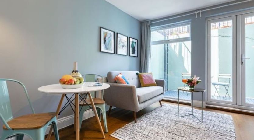 Photo of Lenna Gdns 1 Bed Apartment 2