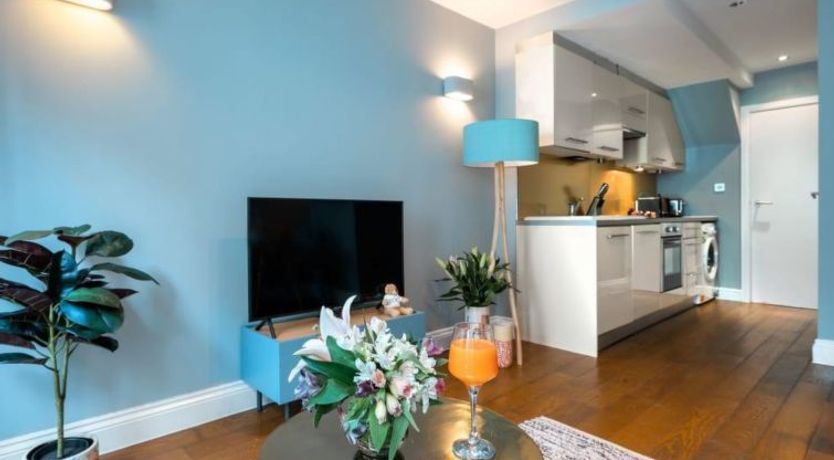 Photo of Lenna Gdns 1 Bed Apartment 2