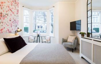 Lena Studio Holiday Home