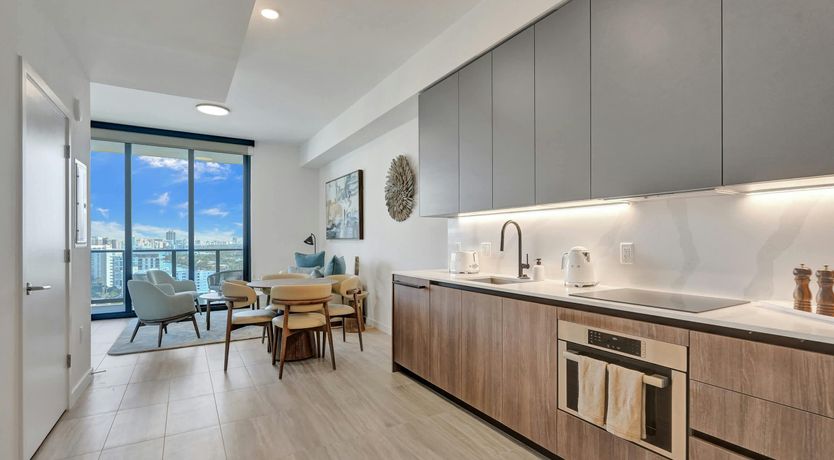 Photo of Miami Waves