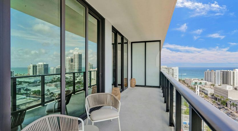 Photo of Miami Waves