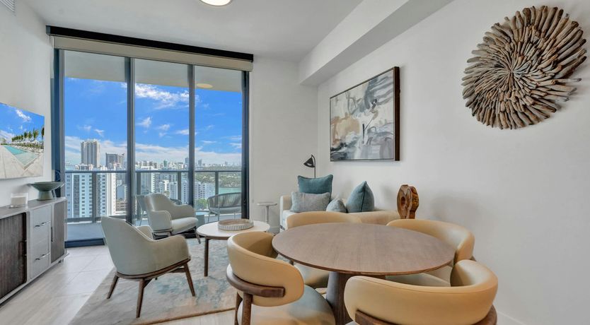 Photo of Miami Waves