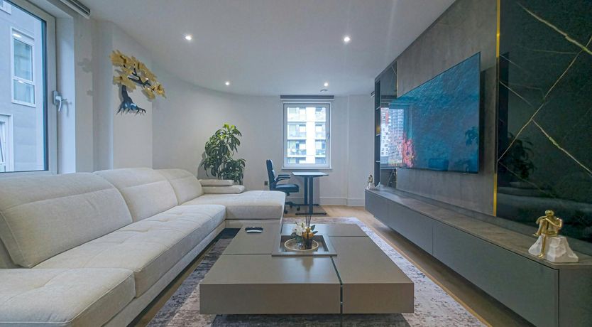 Photo of Canary Wharf Skyline