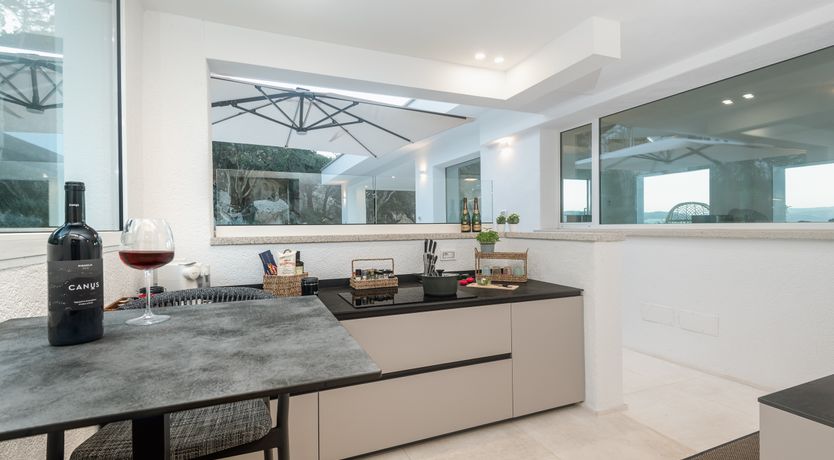 Photo of The Ocean Jewel