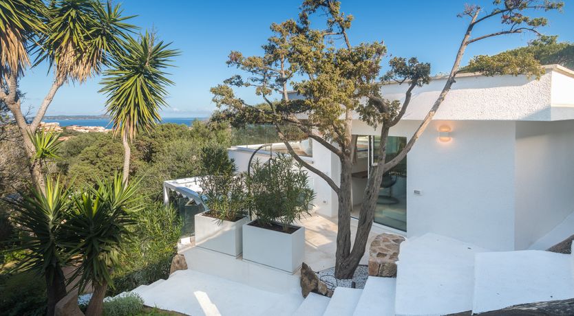 Photo of The Ocean Jewel