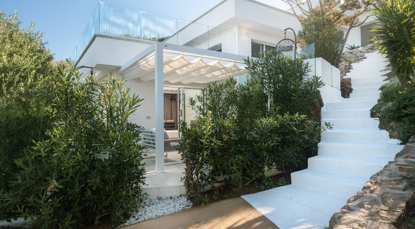 Photo of The Ocean Jewel