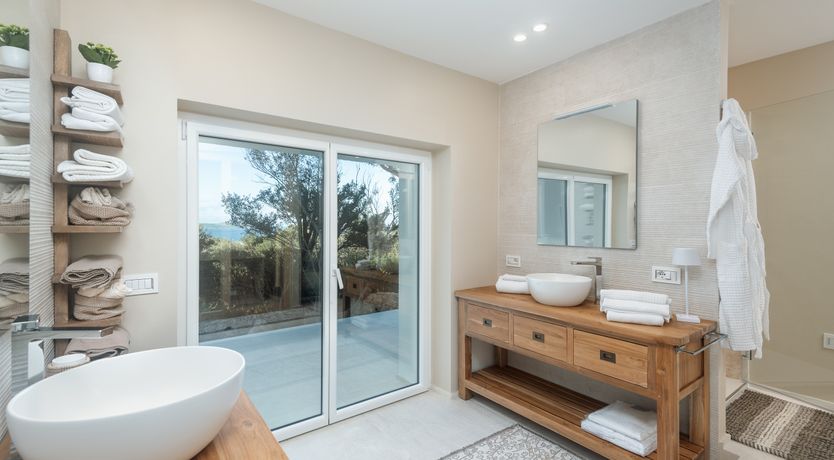 Photo of The Ocean Jewel