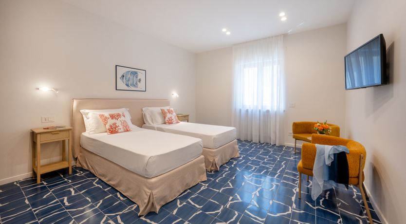 Photo of Seasons of Sorrento