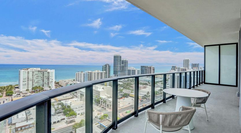 Photo of Atlantic Ocean Elegance