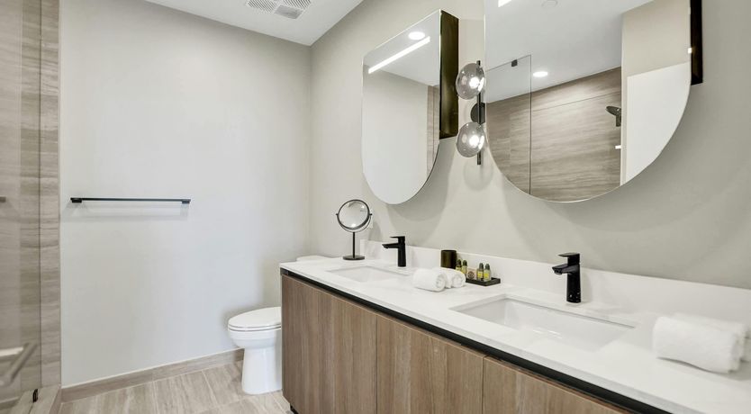 Photo of Atlantic Ocean Elegance