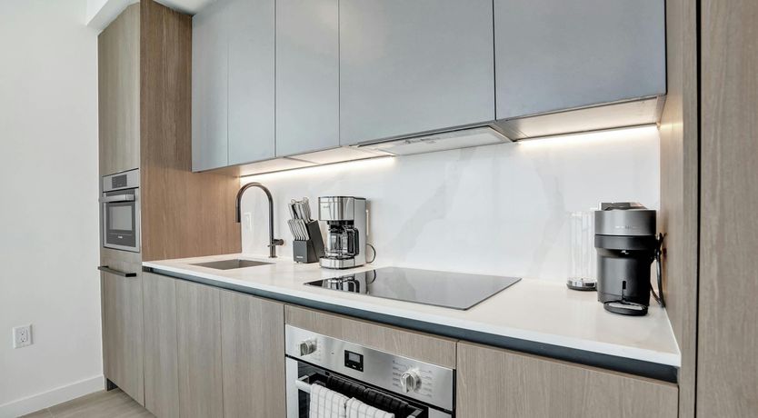 Photo of Atlantic Ocean Elegance