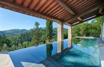 Villa Splendente Holiday Home