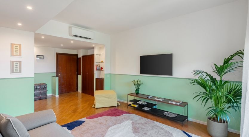 Photo of Harbor Shadows