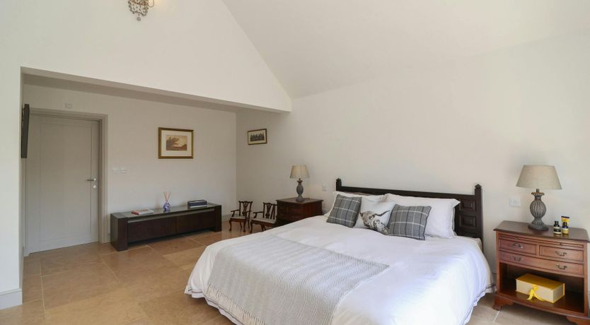 Photo of Birch & Honey