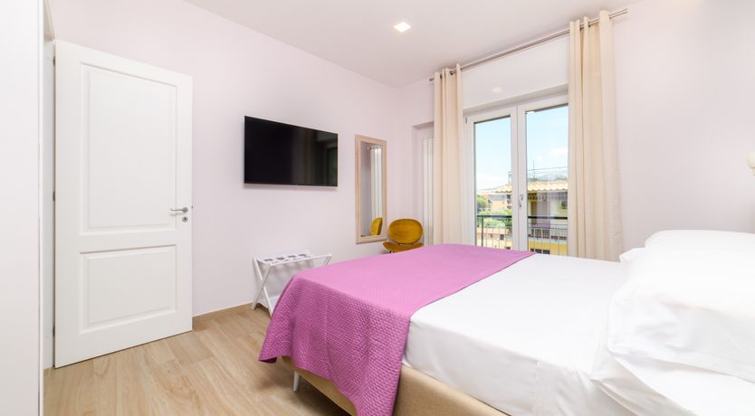 Photo of Sorrento Magic