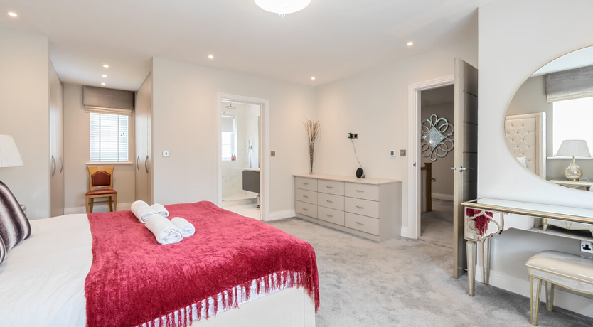 Photo of The Lily Rose