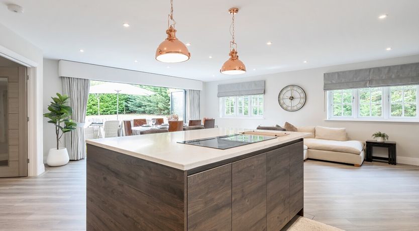 Photo of The Lily Rose