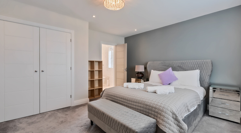 Photo of The Lily Rose