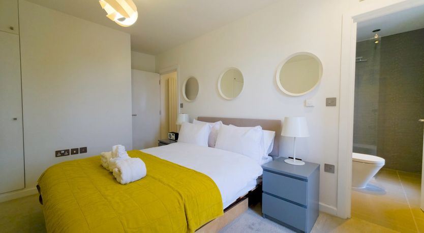 Photo of The East London Light