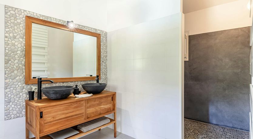 Photo of Roman Vista