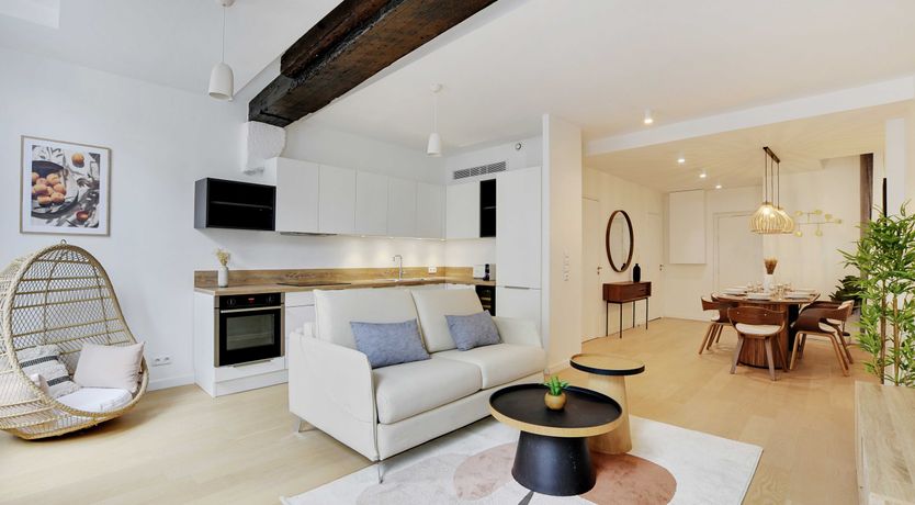 Photo of A Parisian Spirit