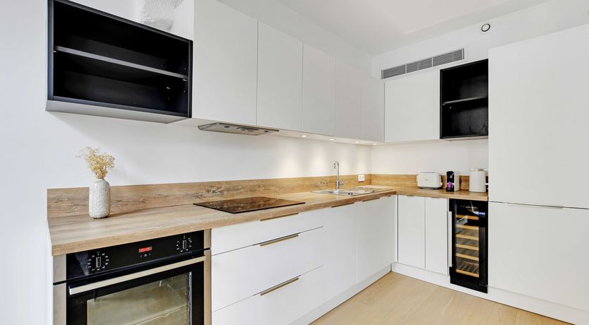 Photo of A Parisian Spirit