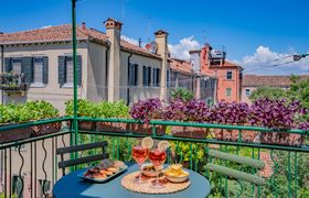 Photo of venetian-canal