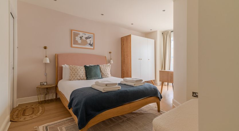 Photo of The Dulwich Artist