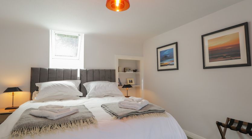 Photo of The Western Moon